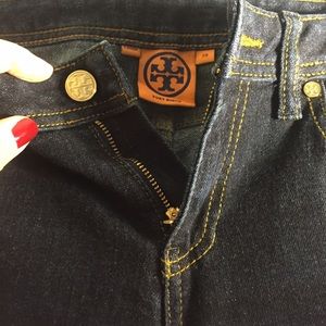 Classic Tory Jean, size 29.