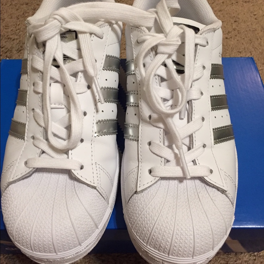 Adidas Superstar