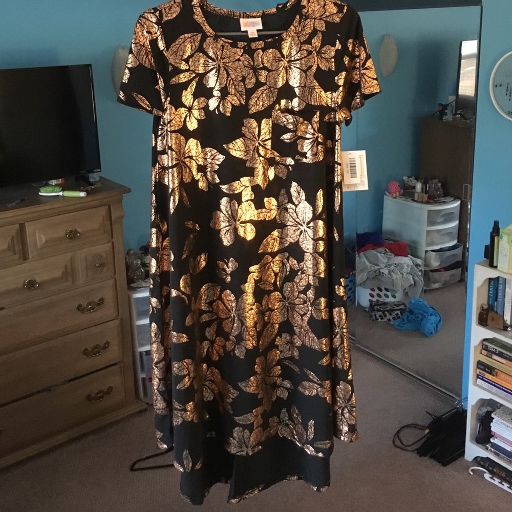 LULAROE Metallic Floral Carly