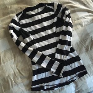 Lululemon long sleeve shirt