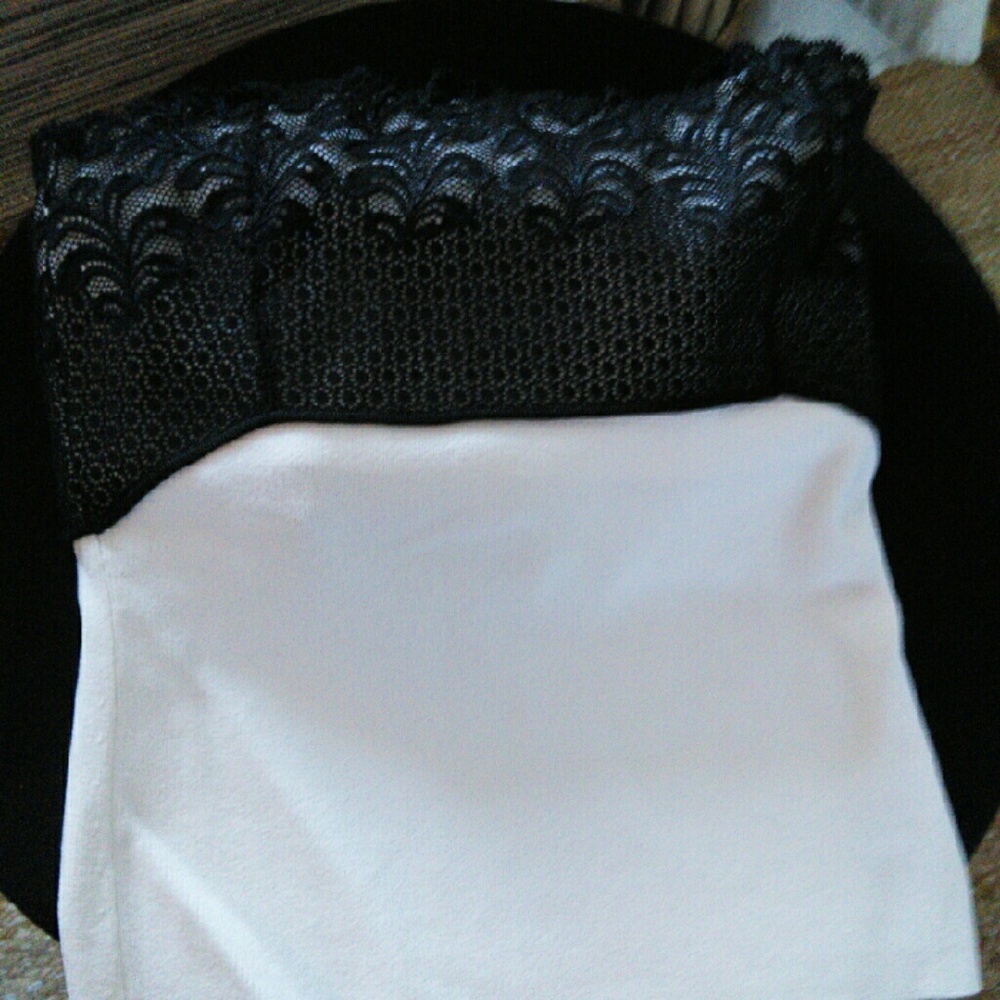 Strapless halter top
