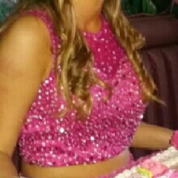 Gown - Picture 2 of 2