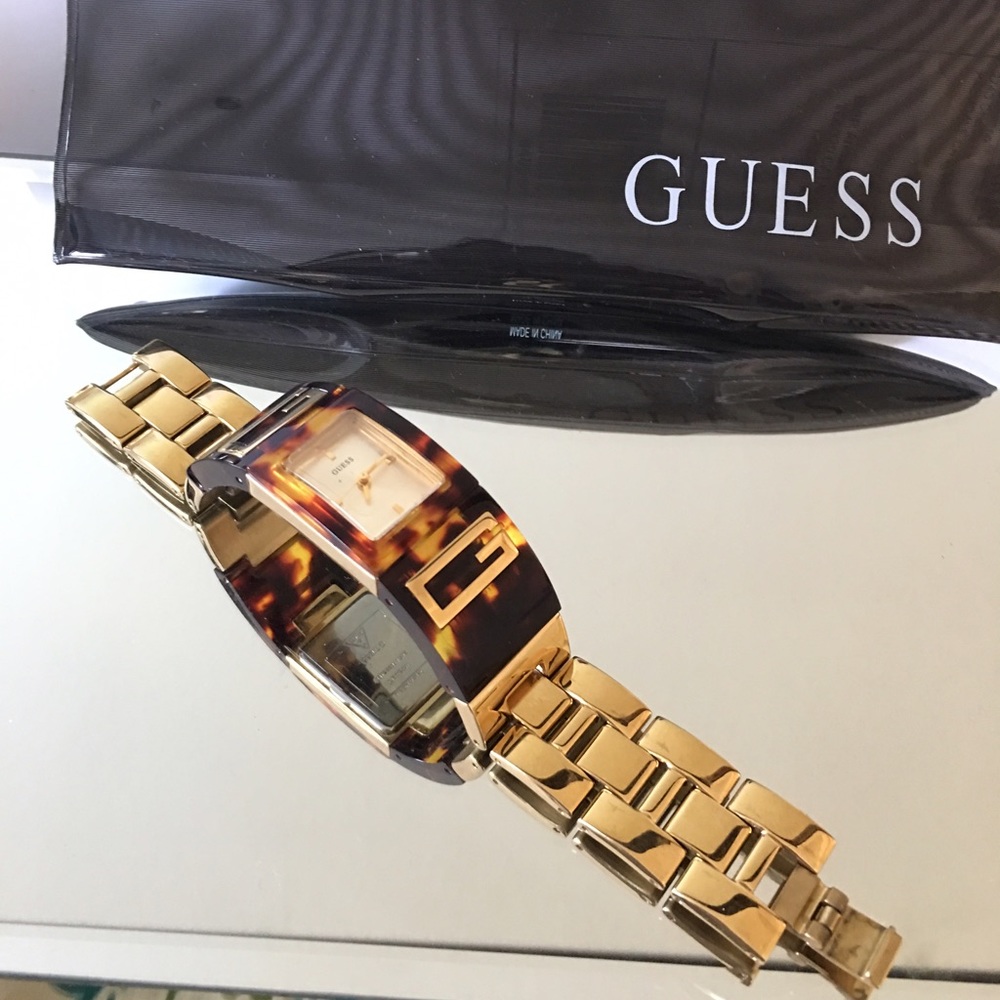 Vintage Style 💫GUESS💫 watch💕