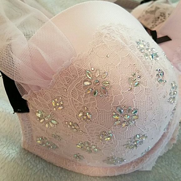 Victoria's Secret 34DDD(F) Bra NWT - Picture 2 of 4