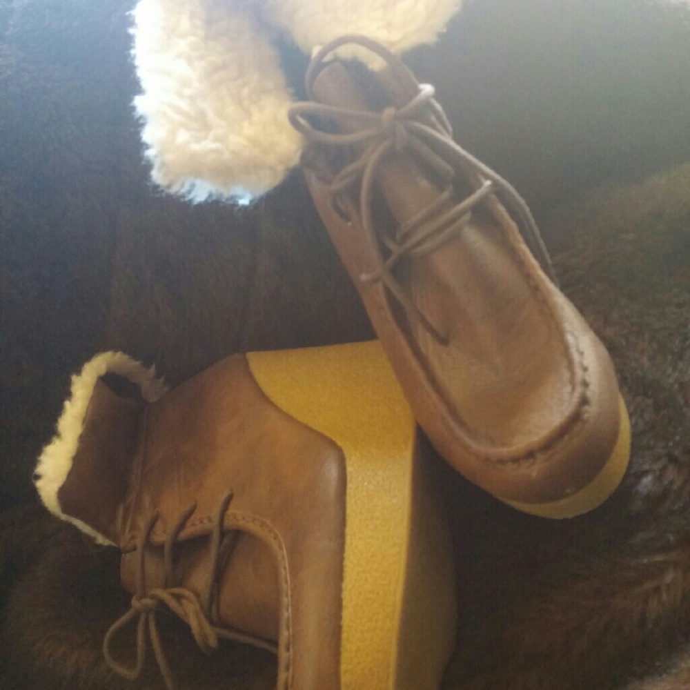 Wedge ankle boot