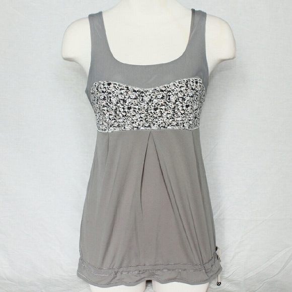 lululemon athletica Tops - Lululemon Elevate Tank