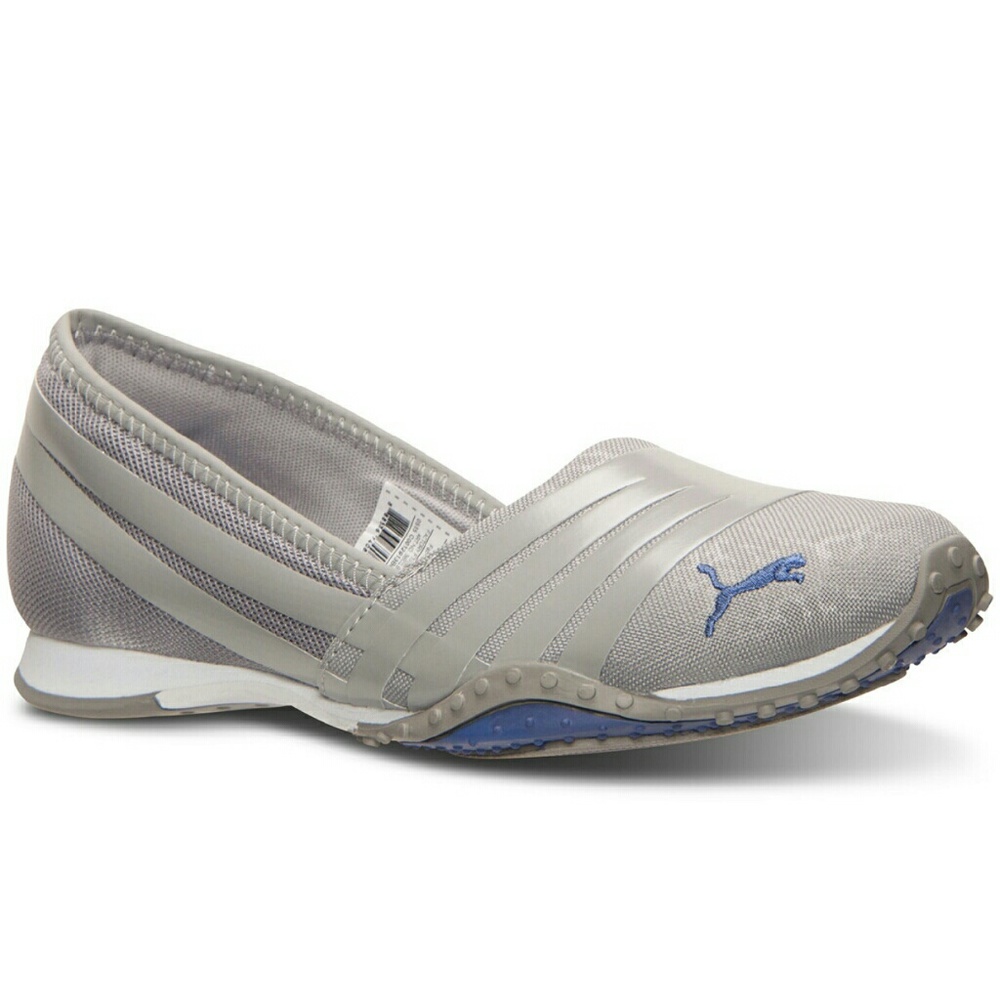 SOLD Pumas