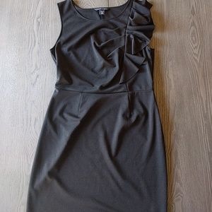 Classic LBD from Banana Republic 6P