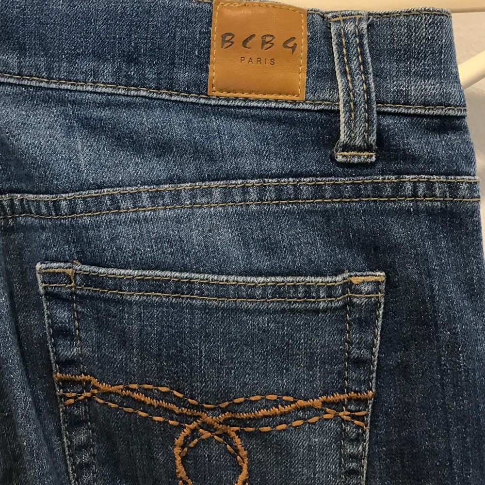 BCBG size 8 jeans