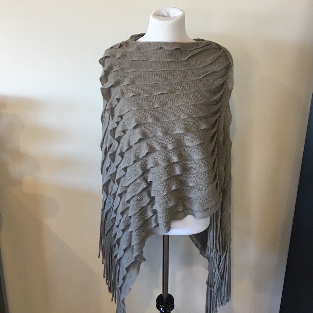 Gray fashion poncho!