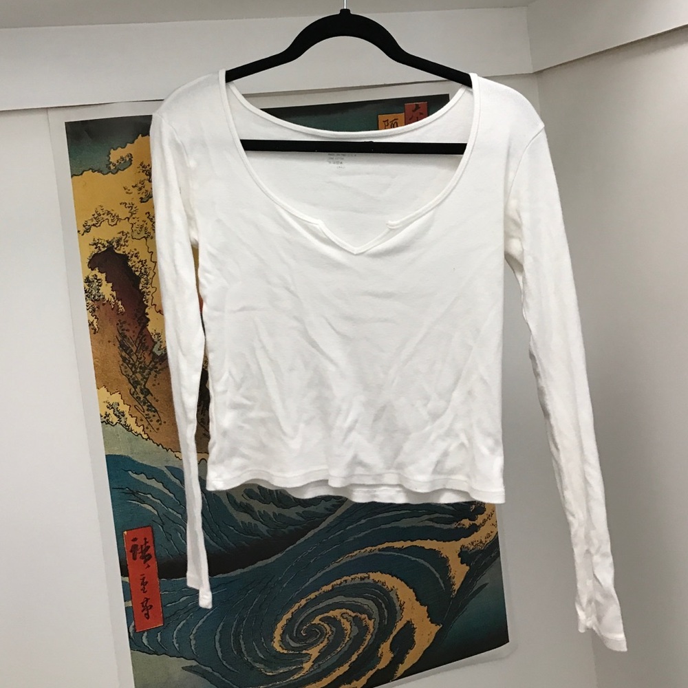 Brandy Melville (J. Galt) white long sleeve top