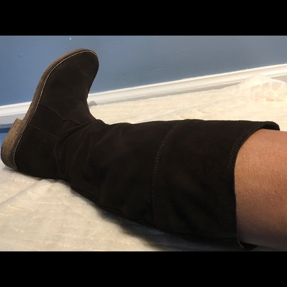 Beautiful Suede Boots, Custom Made in Europe!🌺NEW - Picture 2 of 3