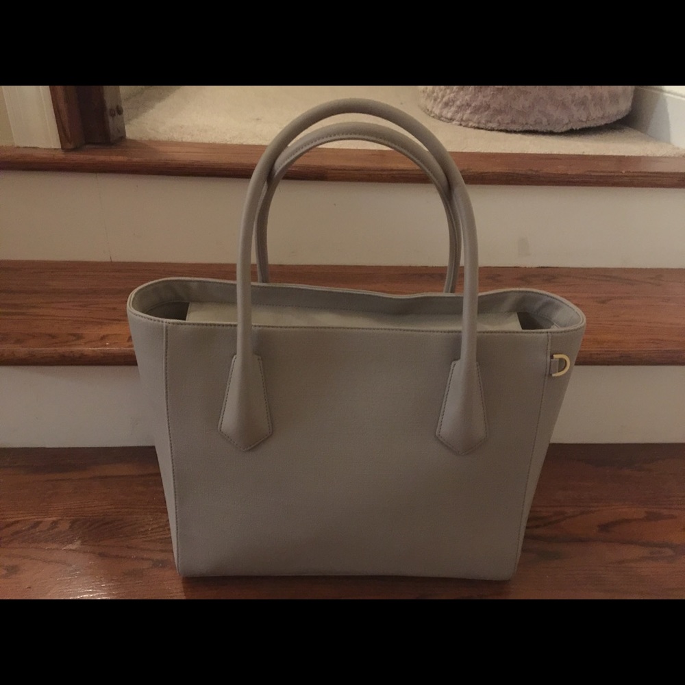 Dagne Dover 15 inch tote