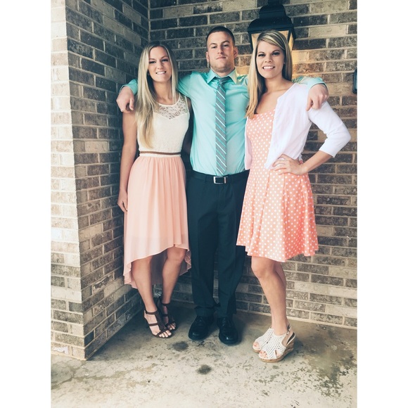 Meet your Posher, Rachel - Picture 2 of 4