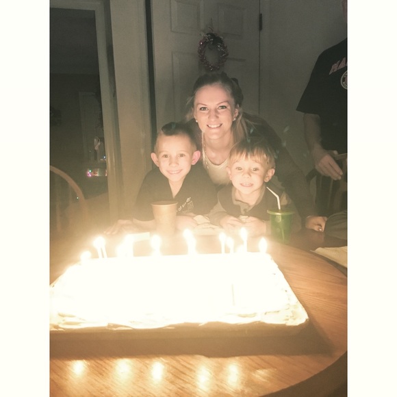 Meet your Posher, Rachel - Picture 3 of 4