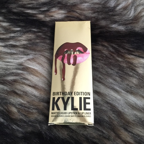 Kylie Cosmetics Other - KYLIE JENNER Birthday Edition LEO Gold LIP KIT NIB