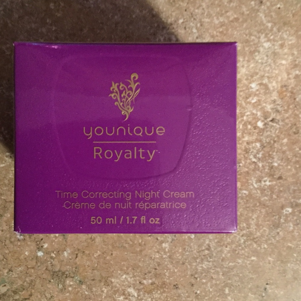 Younique Time Correcting Night Cream