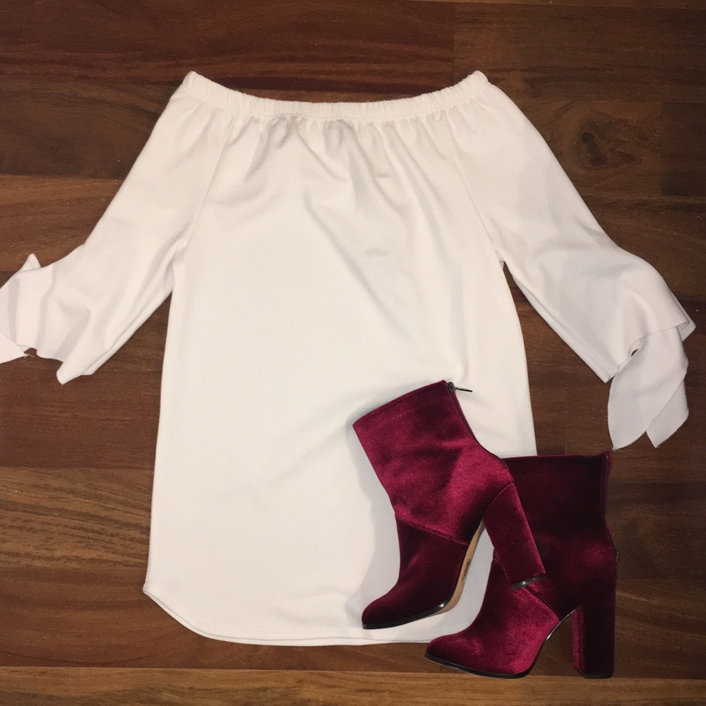 Off Shoulder shift dress