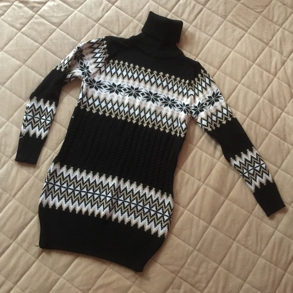 Sweater Dress - Picture 3 of 4