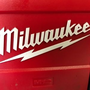 Meet your Posher, Cesar