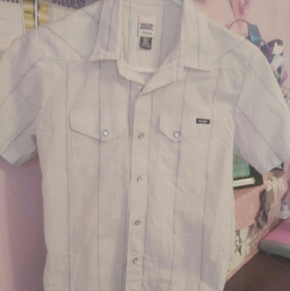 Boys size 10 Buttob Down Volcom & O'neill shirts