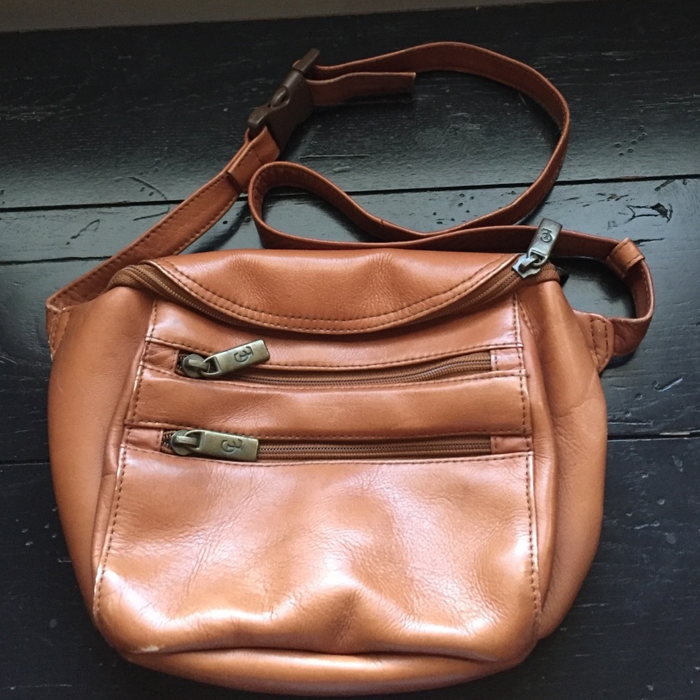 Fanny pack, leather