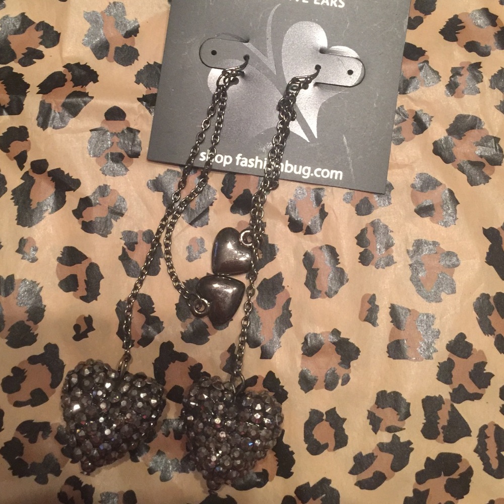 Rhinestone heart earrings