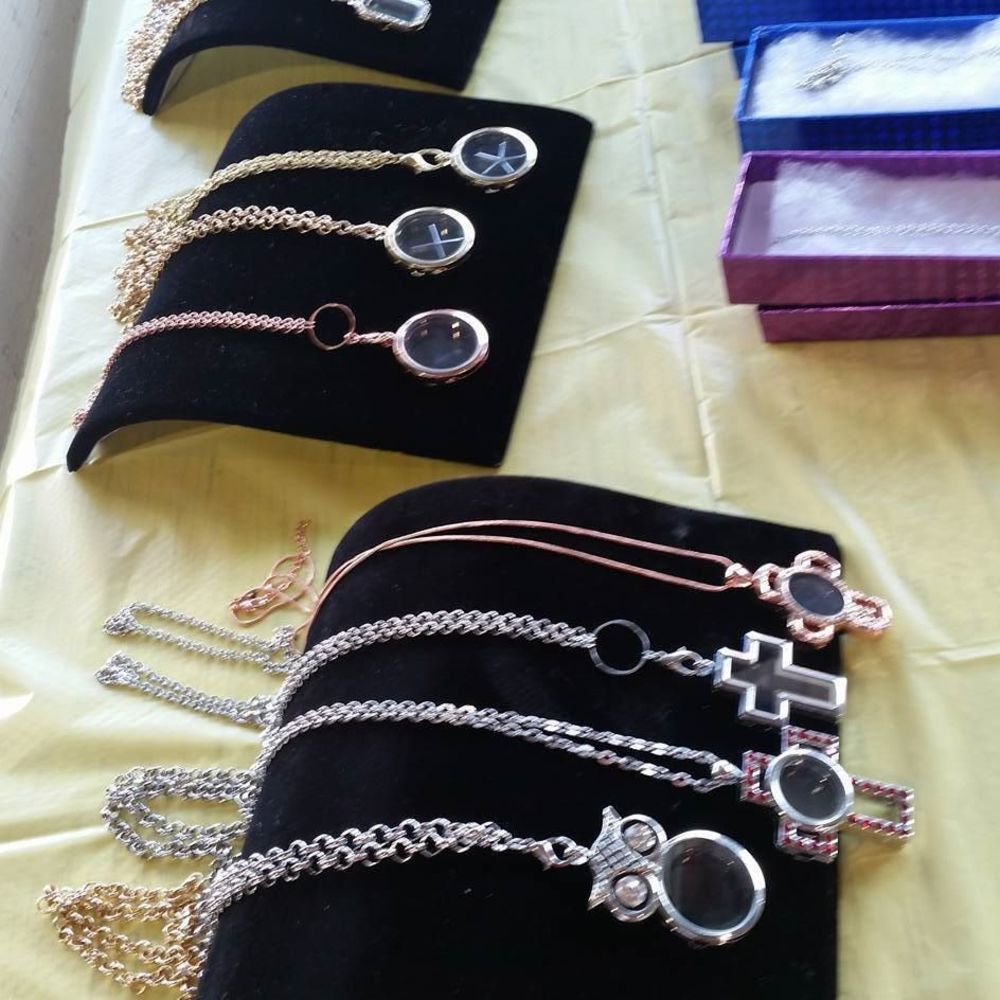 Meet your Posher, Marie