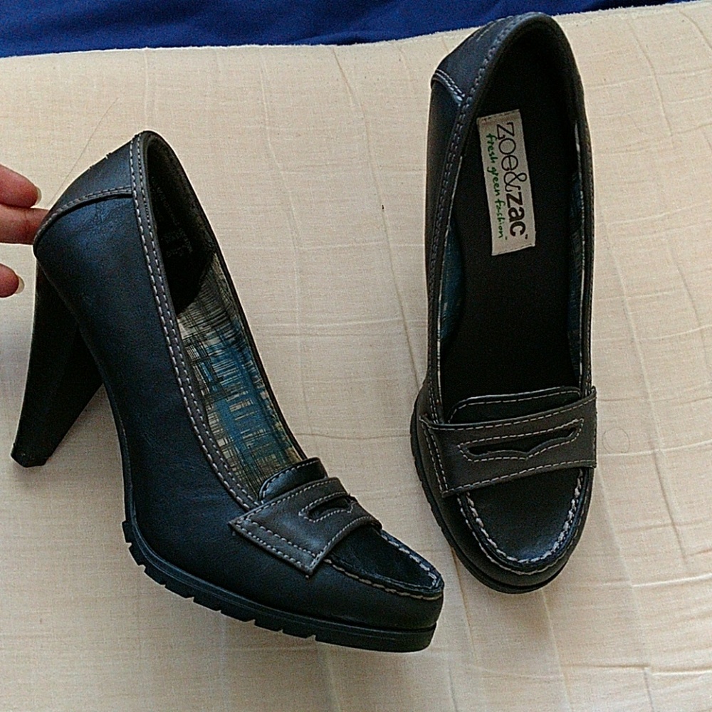 Zoe & Zac Black Heels