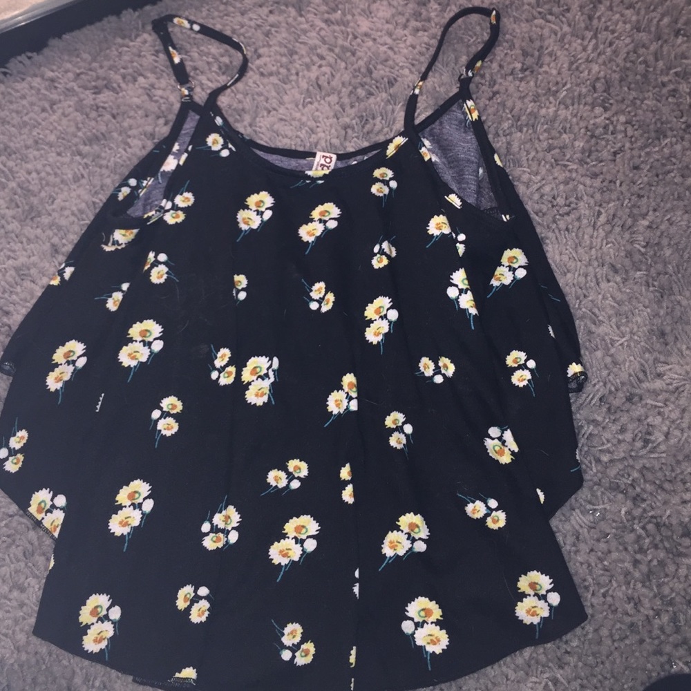 Black flower crop top