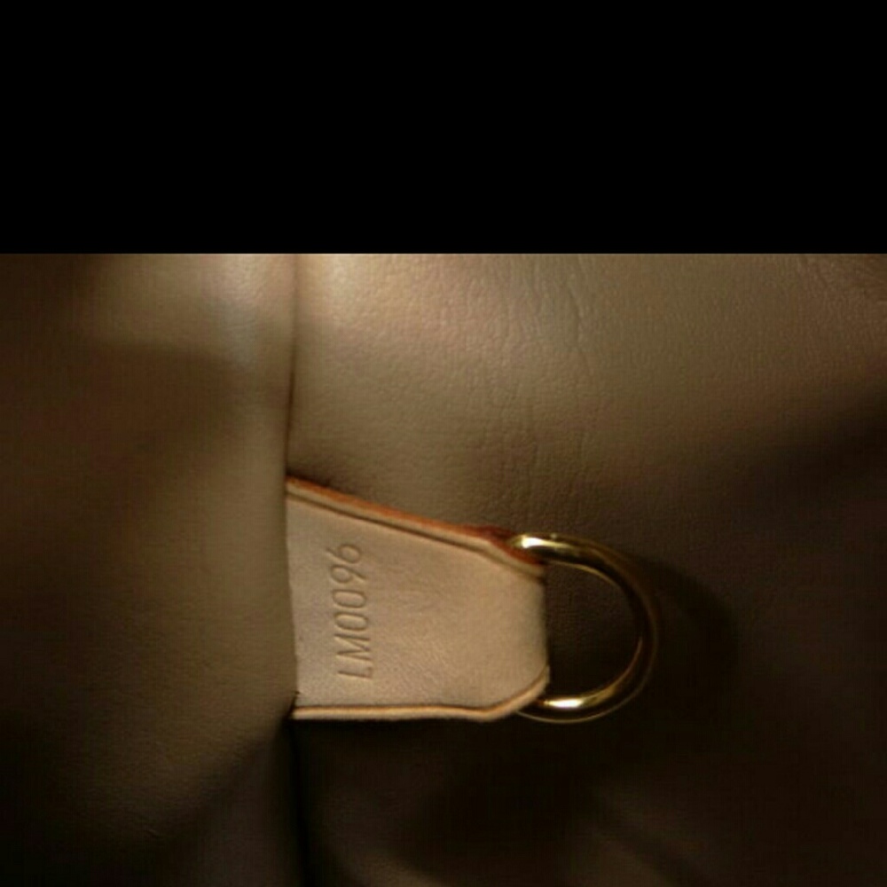 🌹SOLD🌹RARE🌹AUTH LV vernis Houston tote bag - Picture 3 of 4