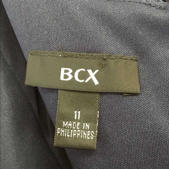 Darling Dark Blue Flower Lace Dress. - Picture 3 of 3