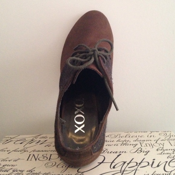 Oxford heels - Picture 4 of 4