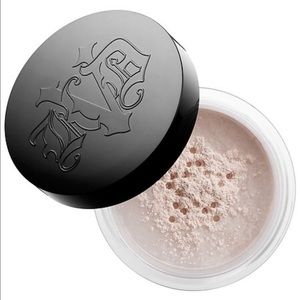 Kat Von D- Lock It Setting Powder