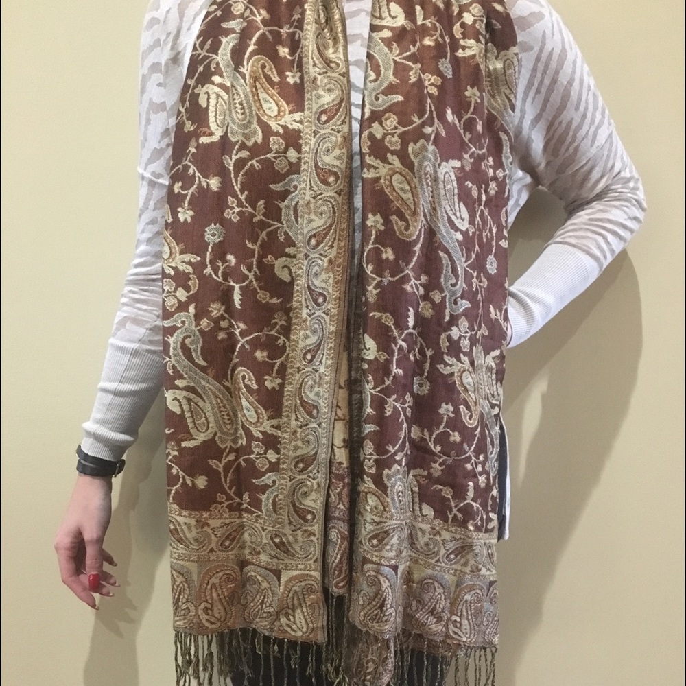Beautiful paisley scarf!!!