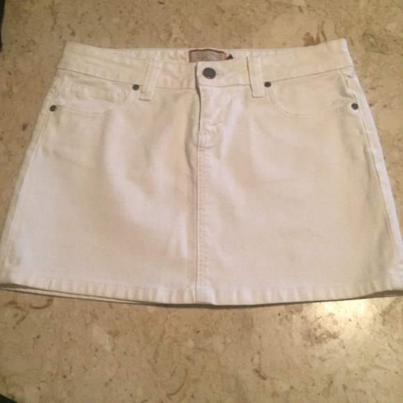 paige white denim skirt