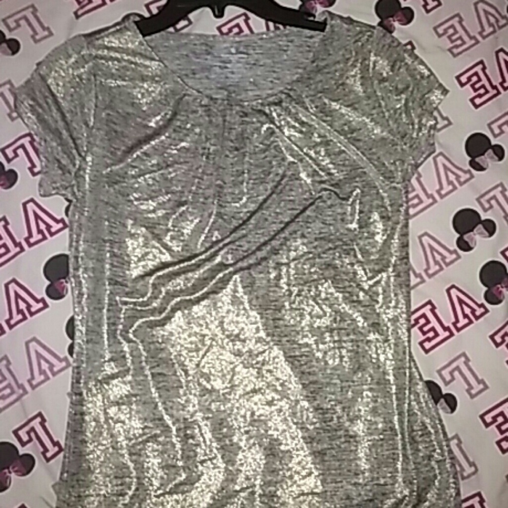 Silky blouse NWOT