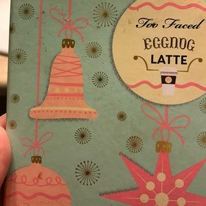 Too faced Eggnog Latte palette