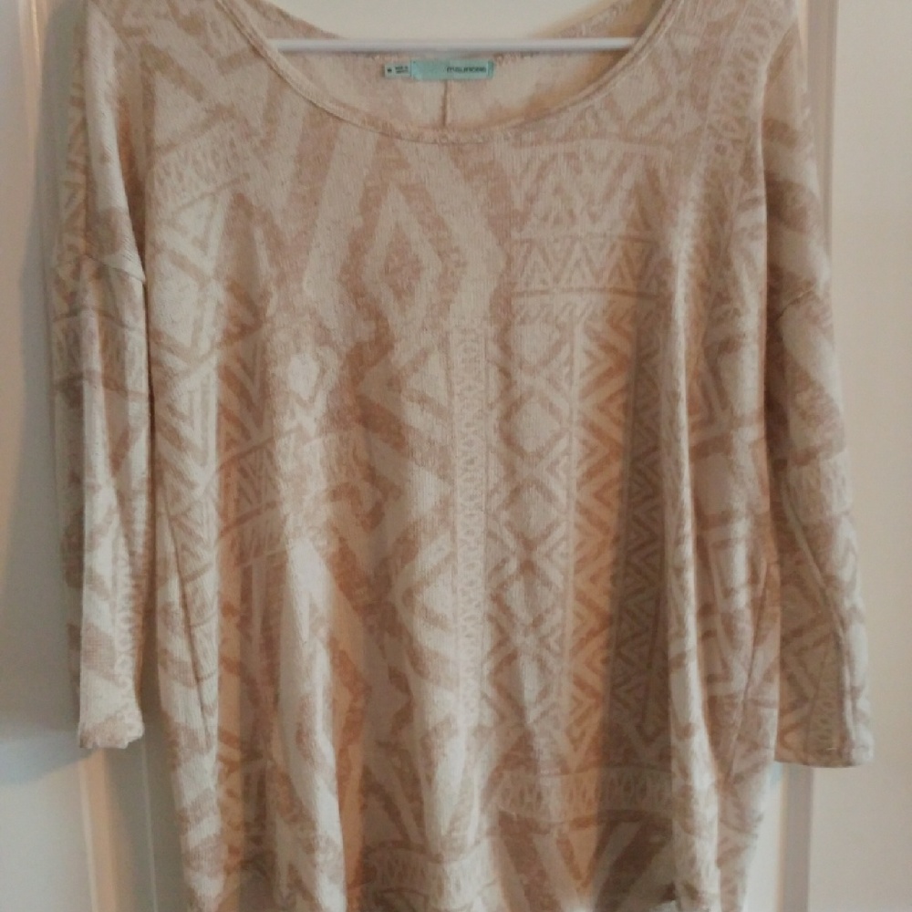 Hi lo knit top