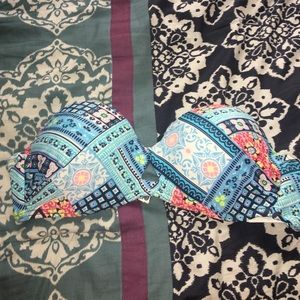 Strapless bathing suit top