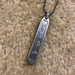 demi lovato necklace