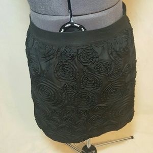 Black Elle Skirt
