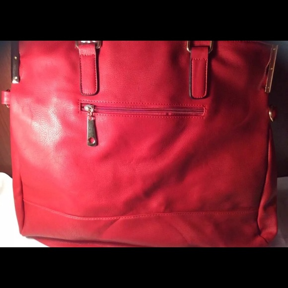 Mira Collection Designer Fashion Shoulder Bag - Picture 2 of 4