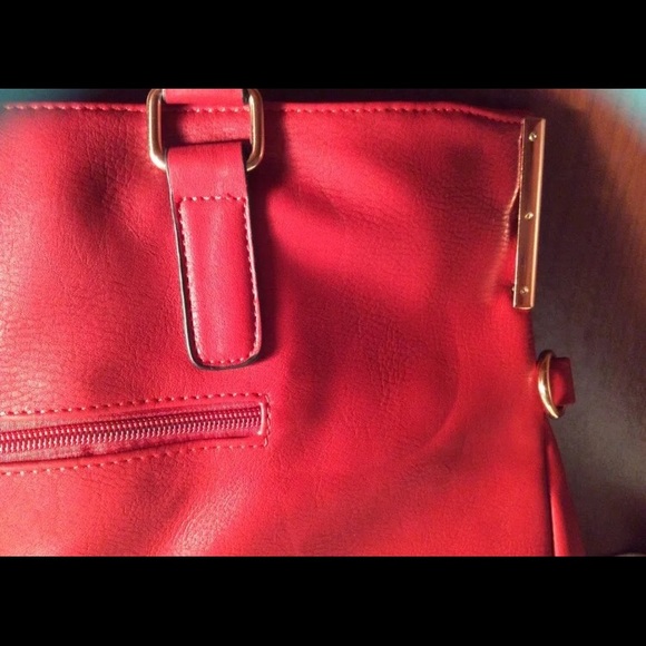 Mira Collection Designer Fashion Shoulder Bag - Picture 3 of 4