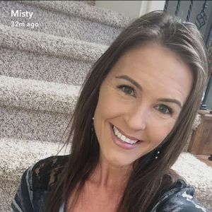 Meet your Posher, Misty