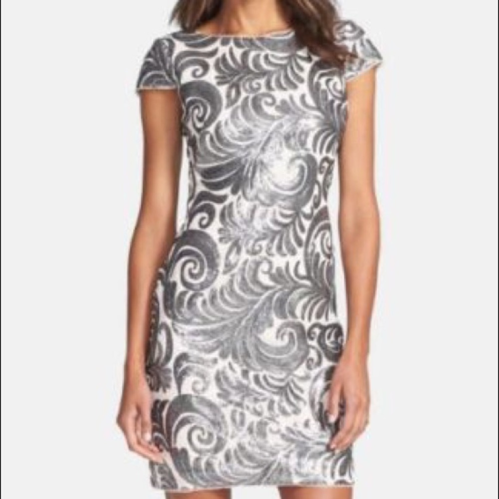 New Adrianna Papell Cap Sleeve Sequin Sheath