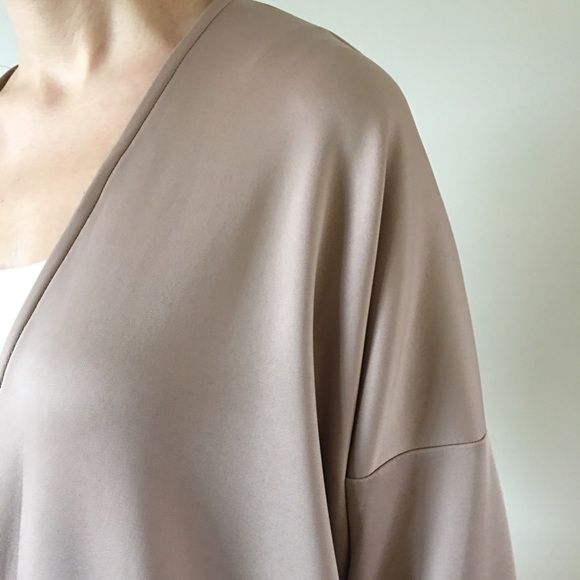 ☀️WEEKEND SALE☀️ Nude Open Cardigan Duster - Picture 4 of 4