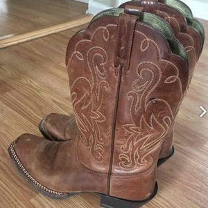 Ariat cowboy boots