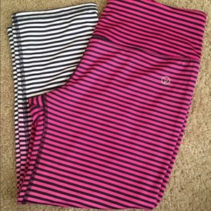 VOGO ombré stripe active crops!!