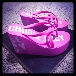 Pink juicy couture sandals size 7 firm price